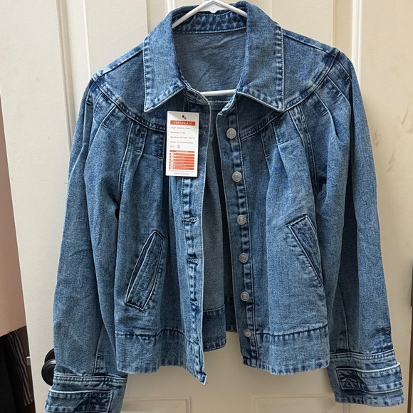 Jackets & Blazers - Denim Jacket